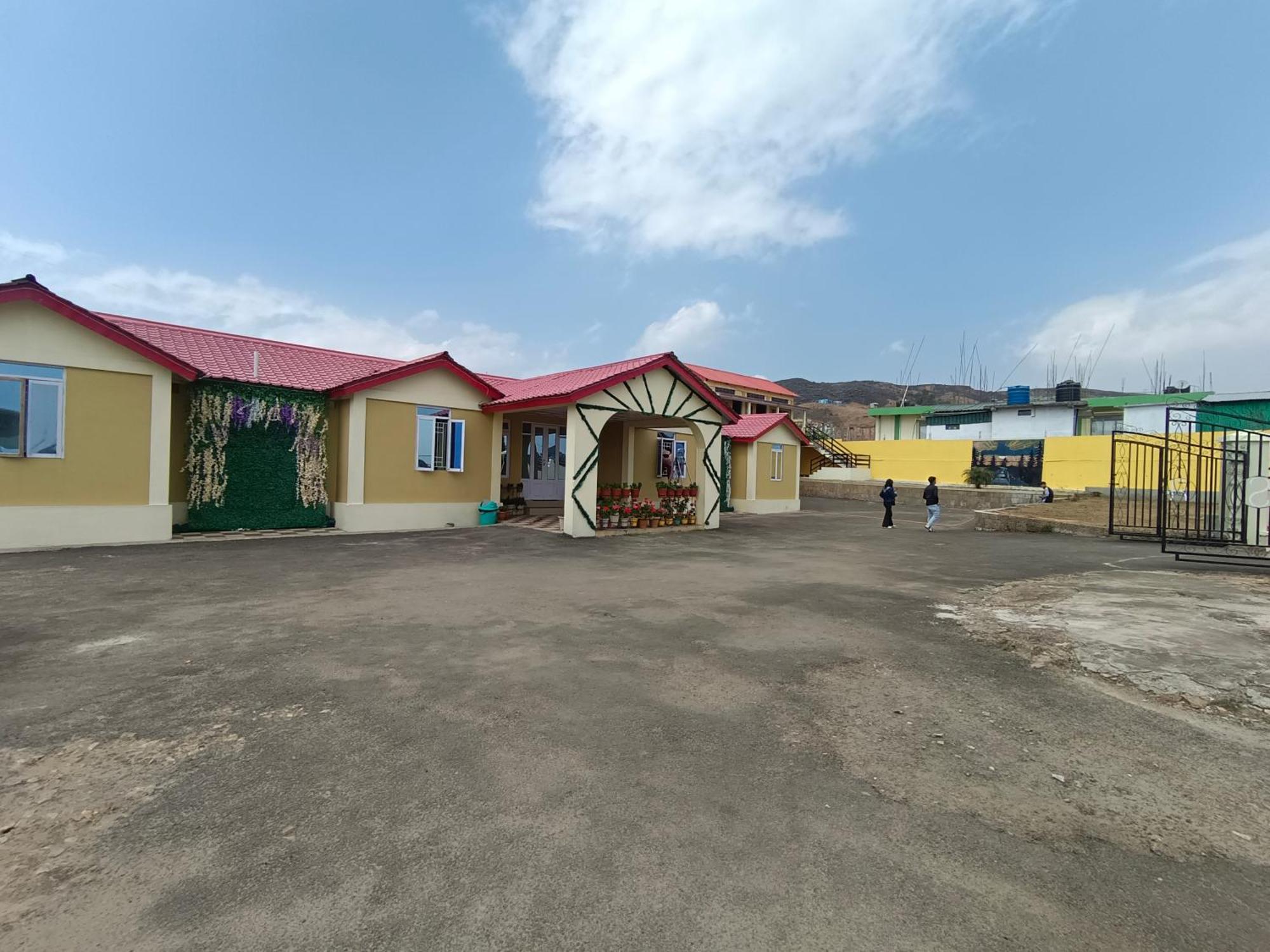 Serene Resort Čérápuňdží Exteriér fotografie